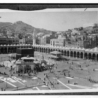 منظر تاريخي للمسجد الحرام حوالي عام 1910
